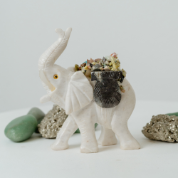 Elefante de Mármol con cuarzos